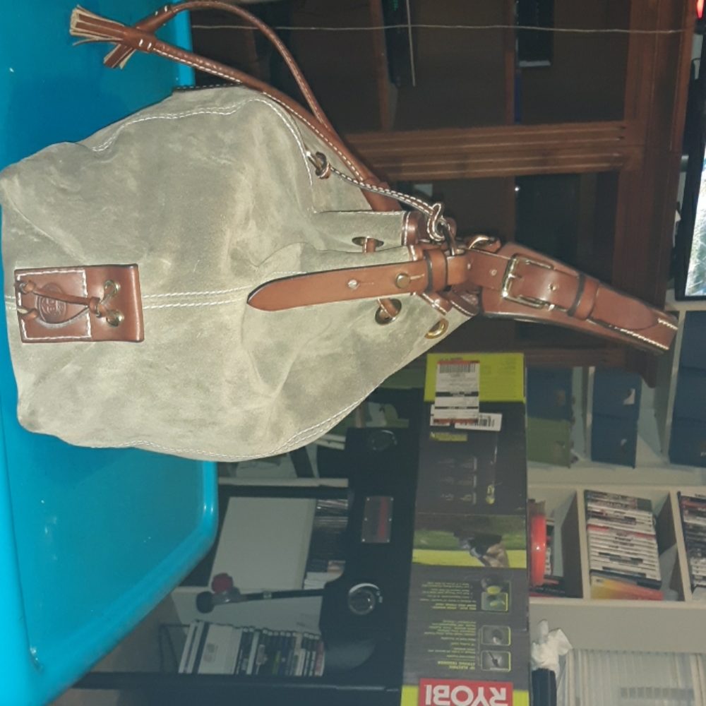 Purse - Picture 2 of 8